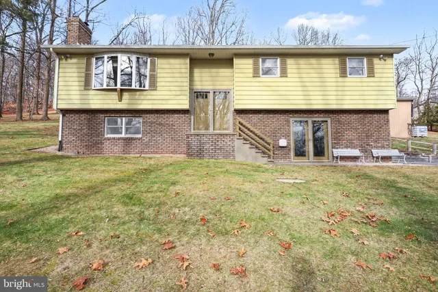 $425,000 | 5680 Crone Road, Dover, PA 17315