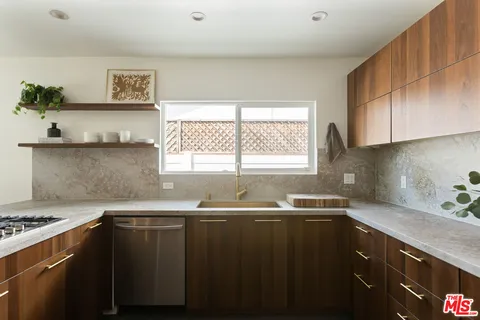 $1,598,000 | 5719 Rhodes Avenue, Valley Village, CA 91607