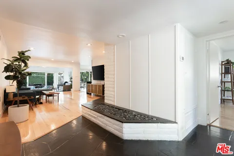 $1,598,000 | 5719 Rhodes Avenue, Valley Village, CA 91607