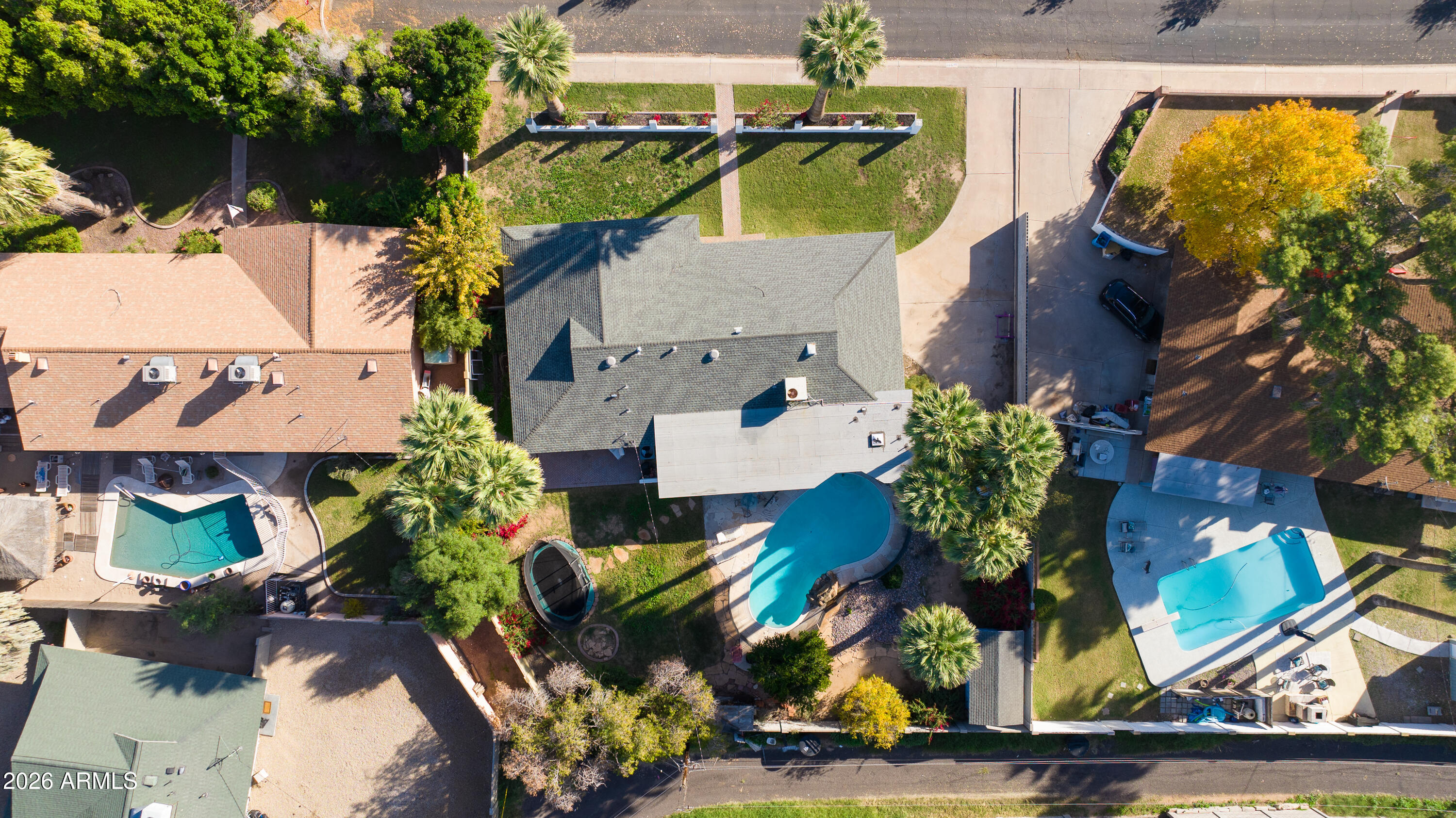 7830 North 7th Avenue Phoenix, AZ 85021 - Photo 6 of 43 an aerial view of houses with yard