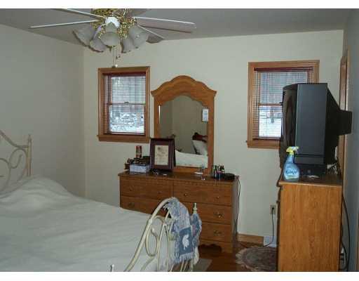 2515 Lake Road Sharpsville, PA 16150 - Photo 4 of 5 Gallery Image 4