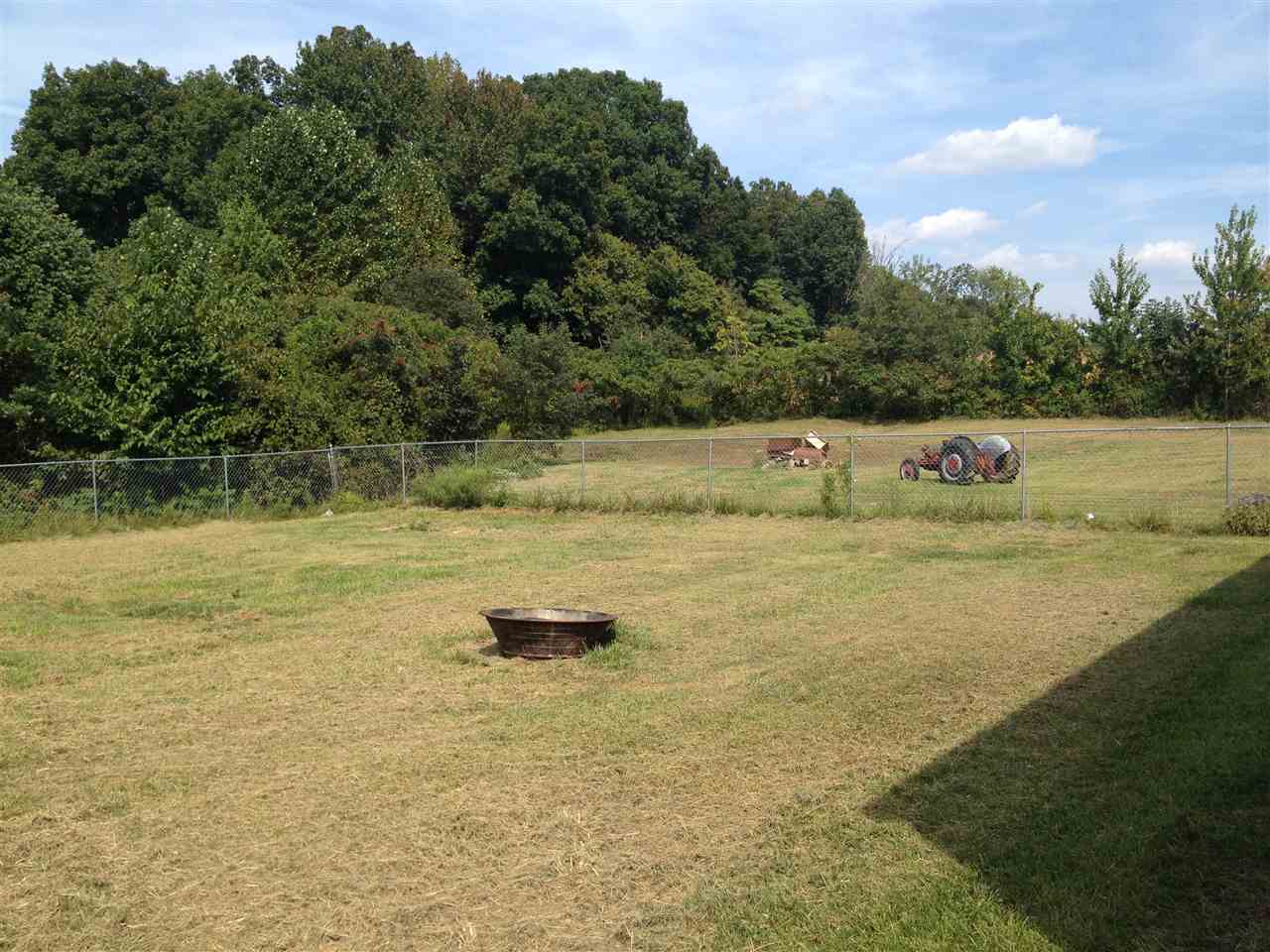 818 North Lowder Road Bloomfield, IN 47424 - Photo 3 of 16