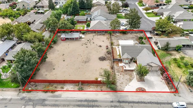 $975,000 | 984 East Woodward Avenue, Manteca, CA 95337