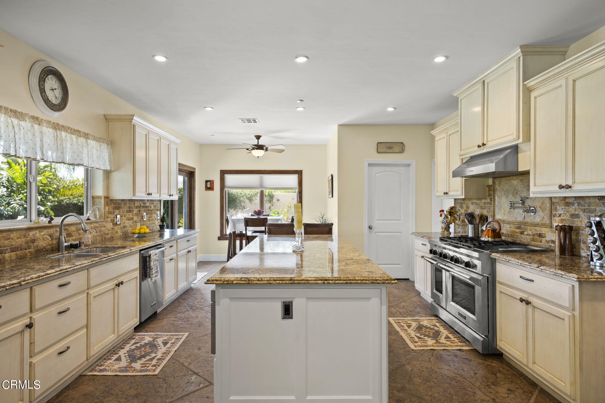1006 Mesa Drive Camarillo, CA 93010 - Photo 22 of 74 Kitchen Island