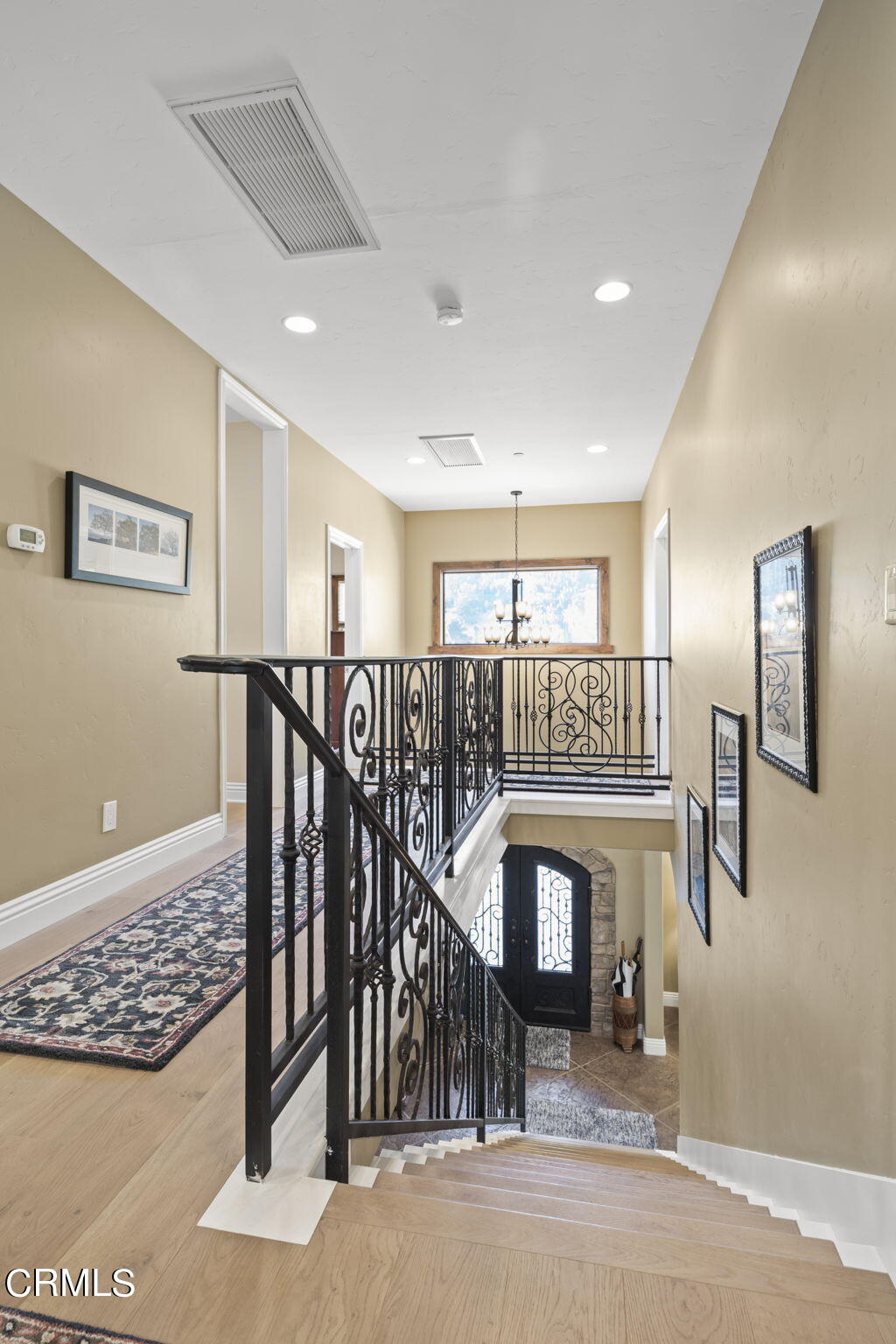 1006 Mesa Drive Camarillo, CA 93010 - Photo 30 of 74 Stairs