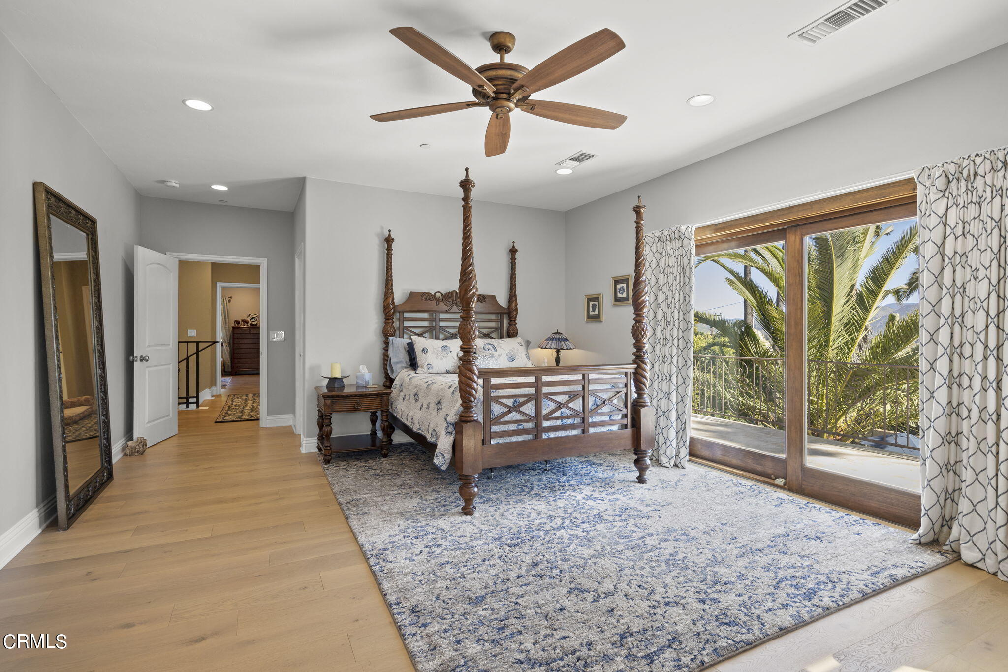 1006 Mesa Drive Camarillo, CA 93010 - Photo 32 of 74 Primary Suite