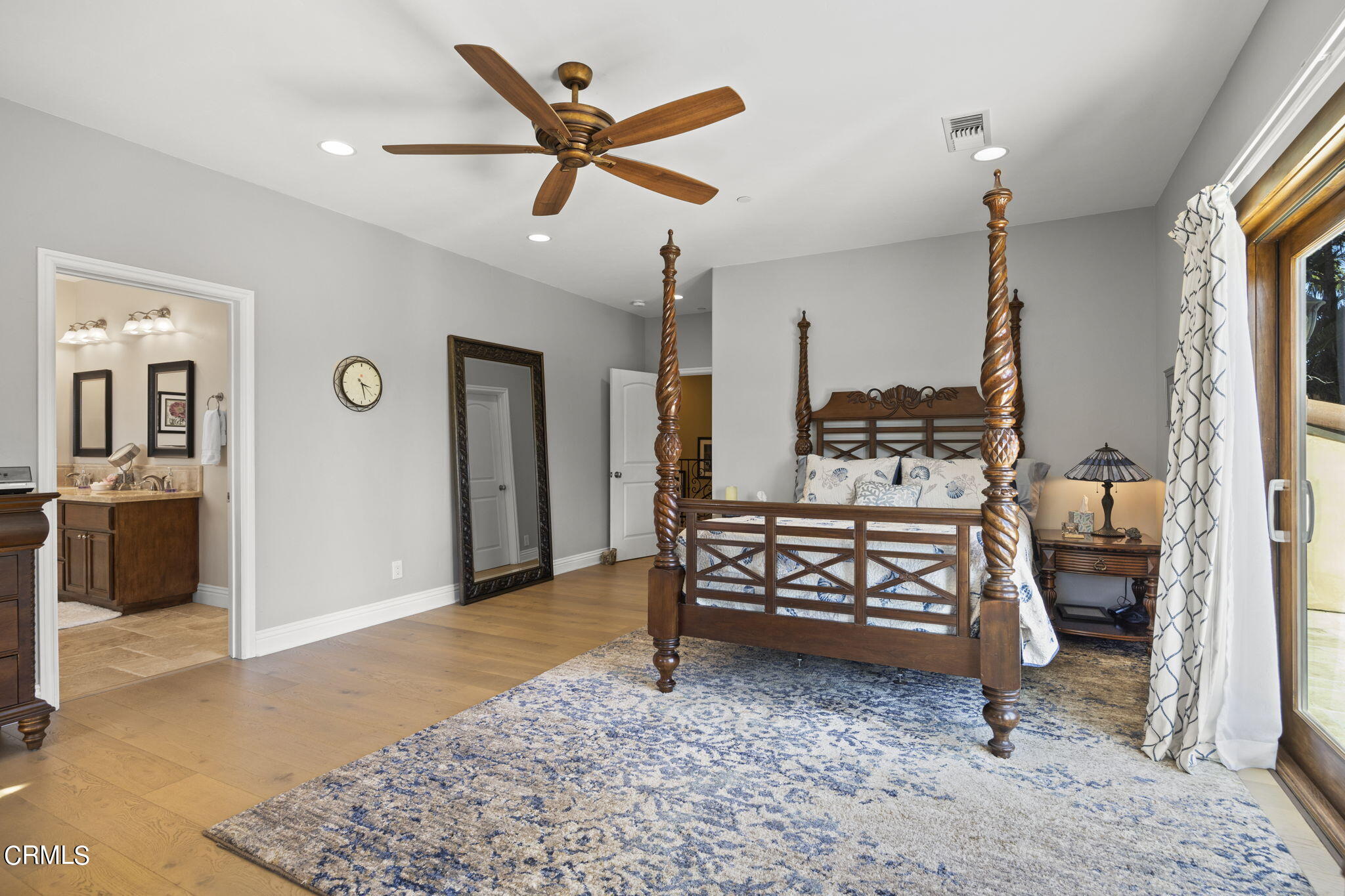 1006 Mesa Drive Camarillo, CA 93010 - Photo 37 of 74 Primary Suite