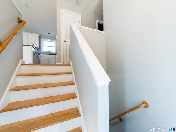 $469,900 | 16 South Street, Brooklyn, CT 06234