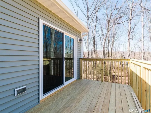 $469,900 | 16 South Street, Brooklyn, CT 06234