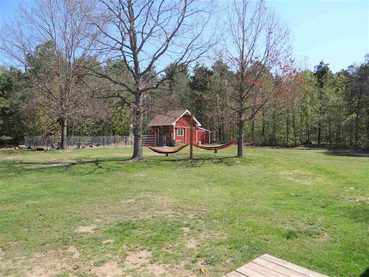 11348 Riley Road Interlochen, MI 49643 - Photo 8 of 20 1887511-7.JPG
