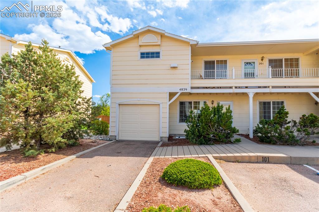 4839 Rusty Nail Point, Unit 101 Colorado Springs, CO 80916 - Photo 2 of 31