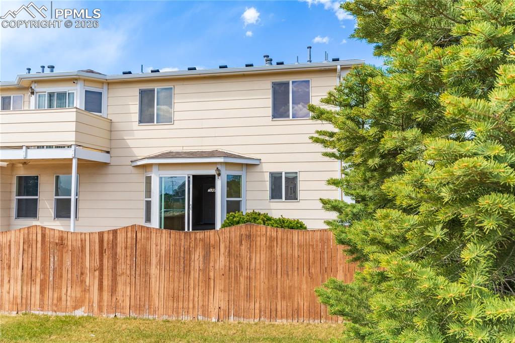 4839 Rusty Nail Point, Unit 101 Colorado Springs, CO 80916 - Photo 6 of 31