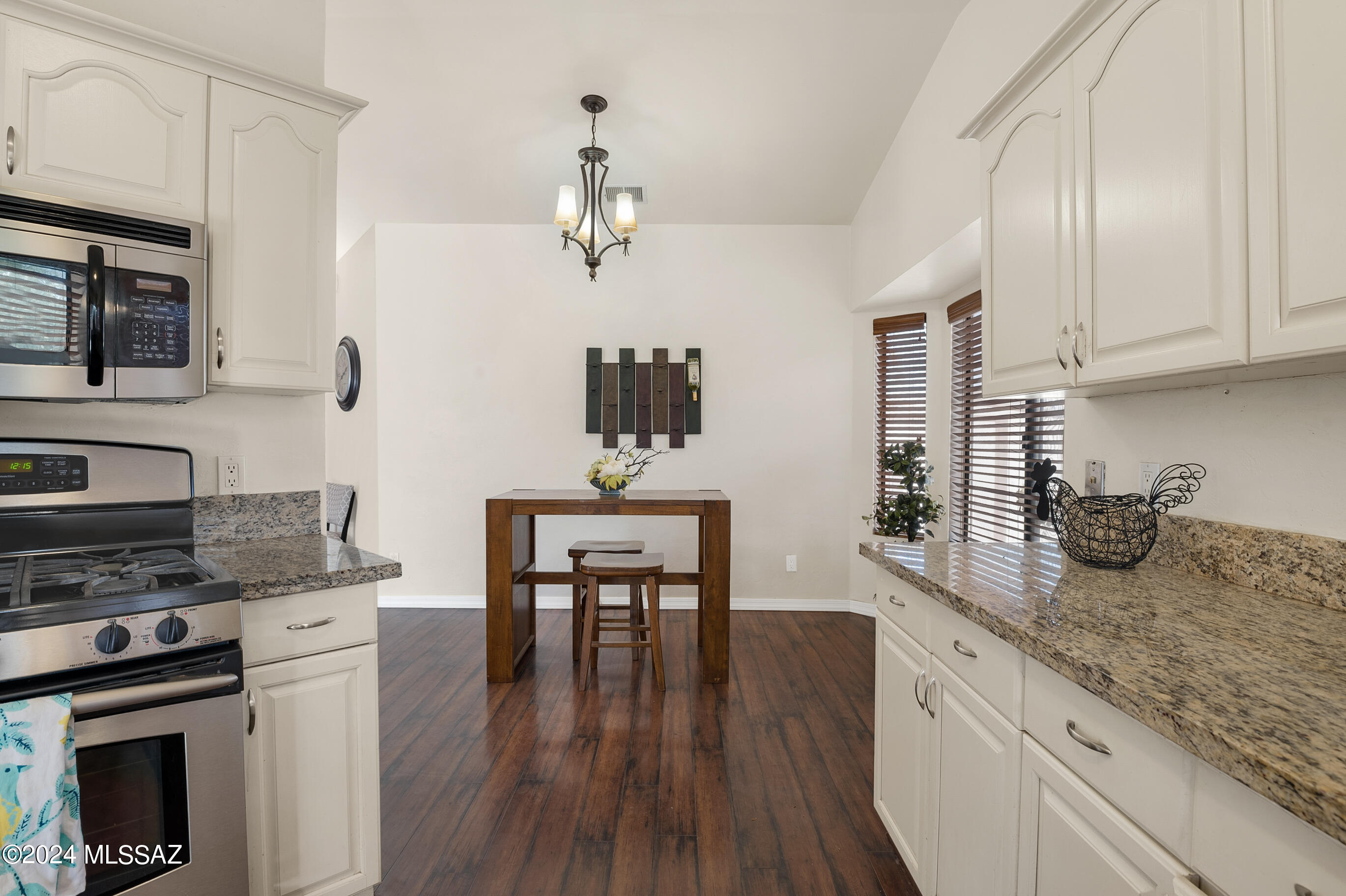 2601 West Flamebrook Road Tucson, AZ 85741 - Photo 10 of 29
