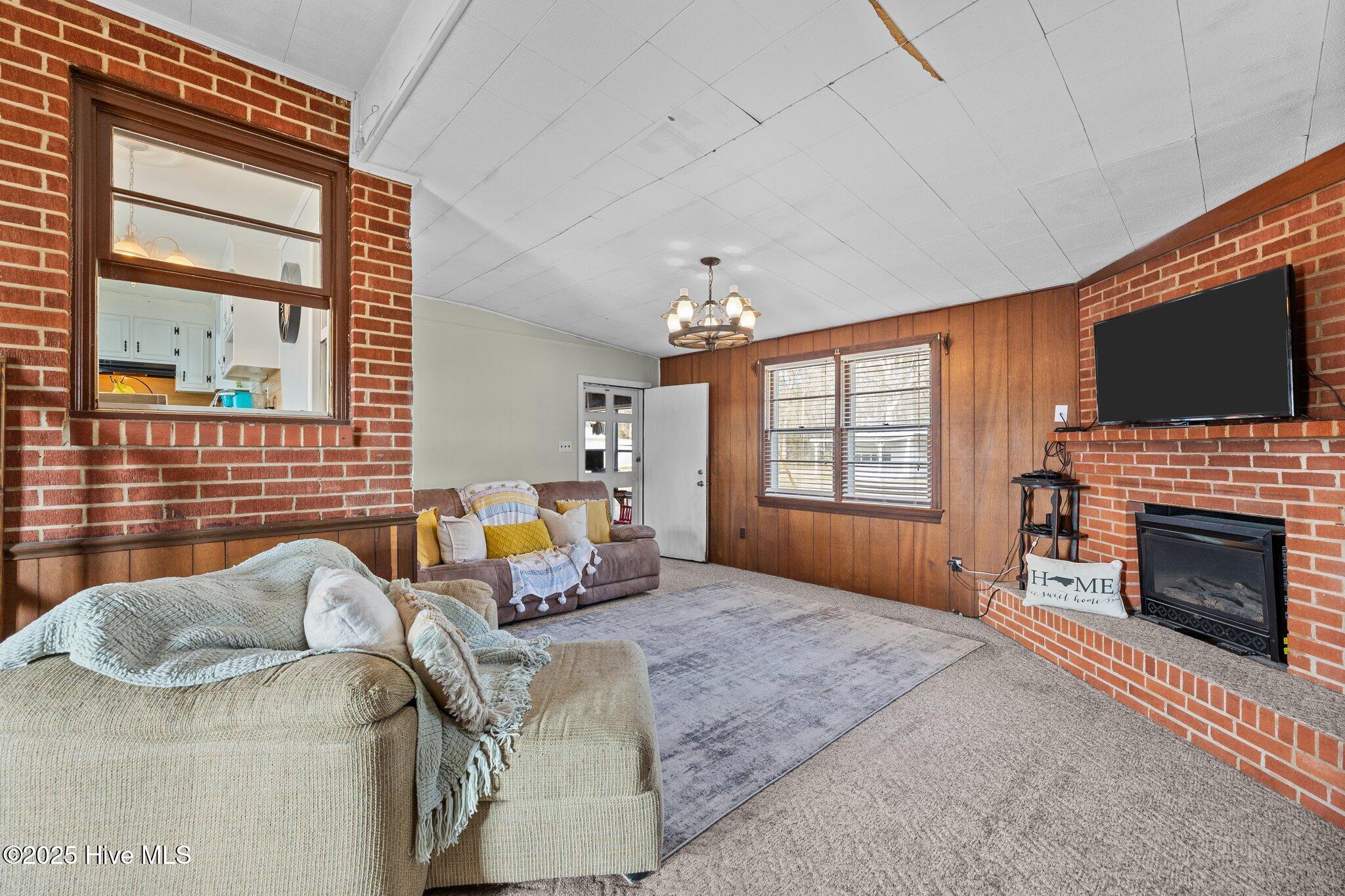 2484 Hull Road Kinston, NC 28504 - Photo 13 of 47 26-web-or-mls-_S0A3332