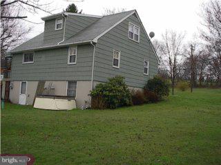 1414 Chestnut Grove Road Pottstown, PA 19464 - Photo 6 of 6 Gallery Image 6