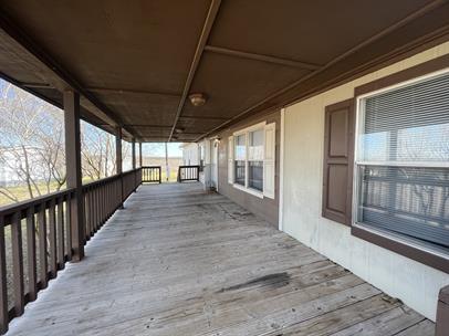 99 Roots Road Martindale, TX 78655 - Photo 4 of 28