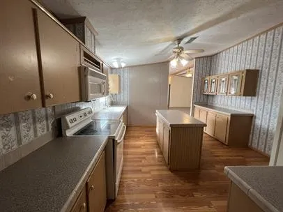 $1,800 | 99 Roots Road, Martindale, TX 78655