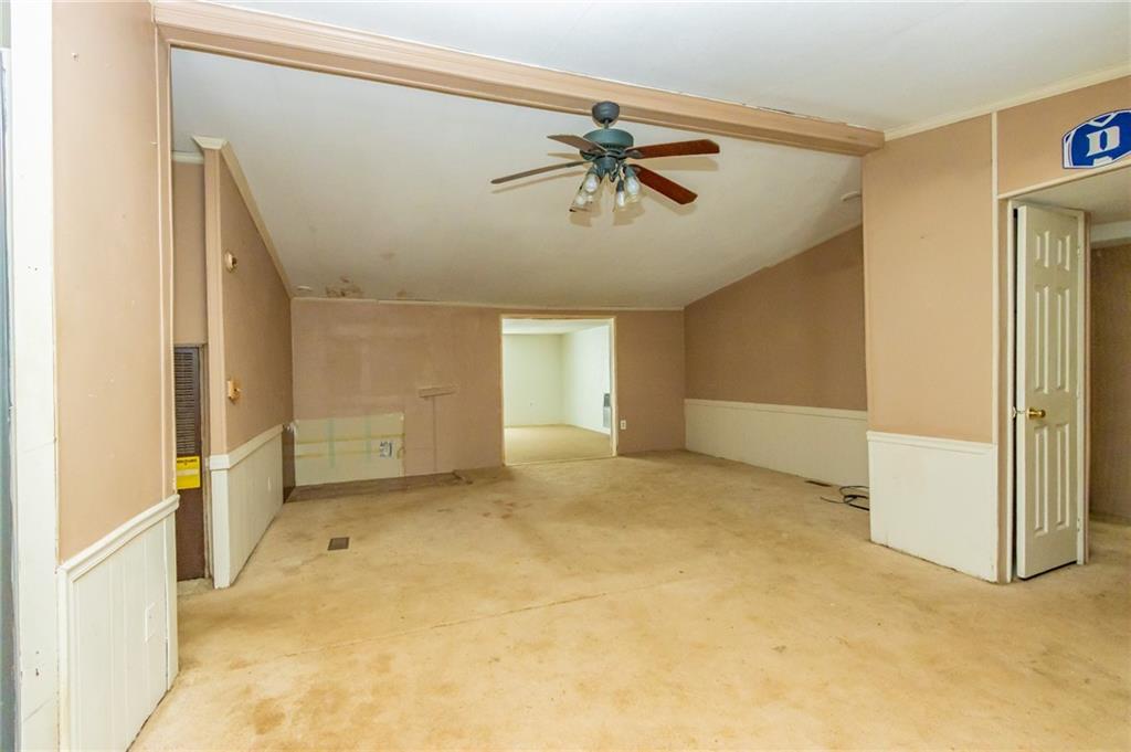 110 Spruce Road Karns City, PA 16041 - Photo 7 of 19 Gallery Image 7