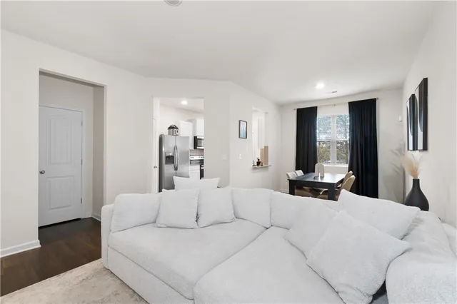 $262,000 | 5656 Union Pointe Drive, Union City, GA 30291