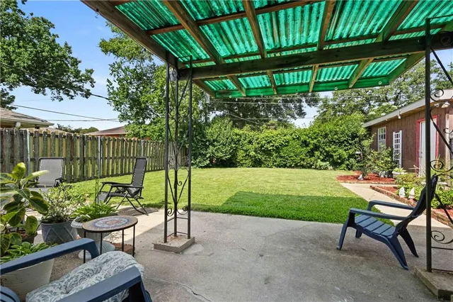 $2,400 | 2529 Hudson Place, New Orleans, LA 70131