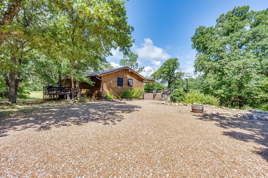 10287 Fm 1749 Sunset, TX 76270 - Photo 6 of 40