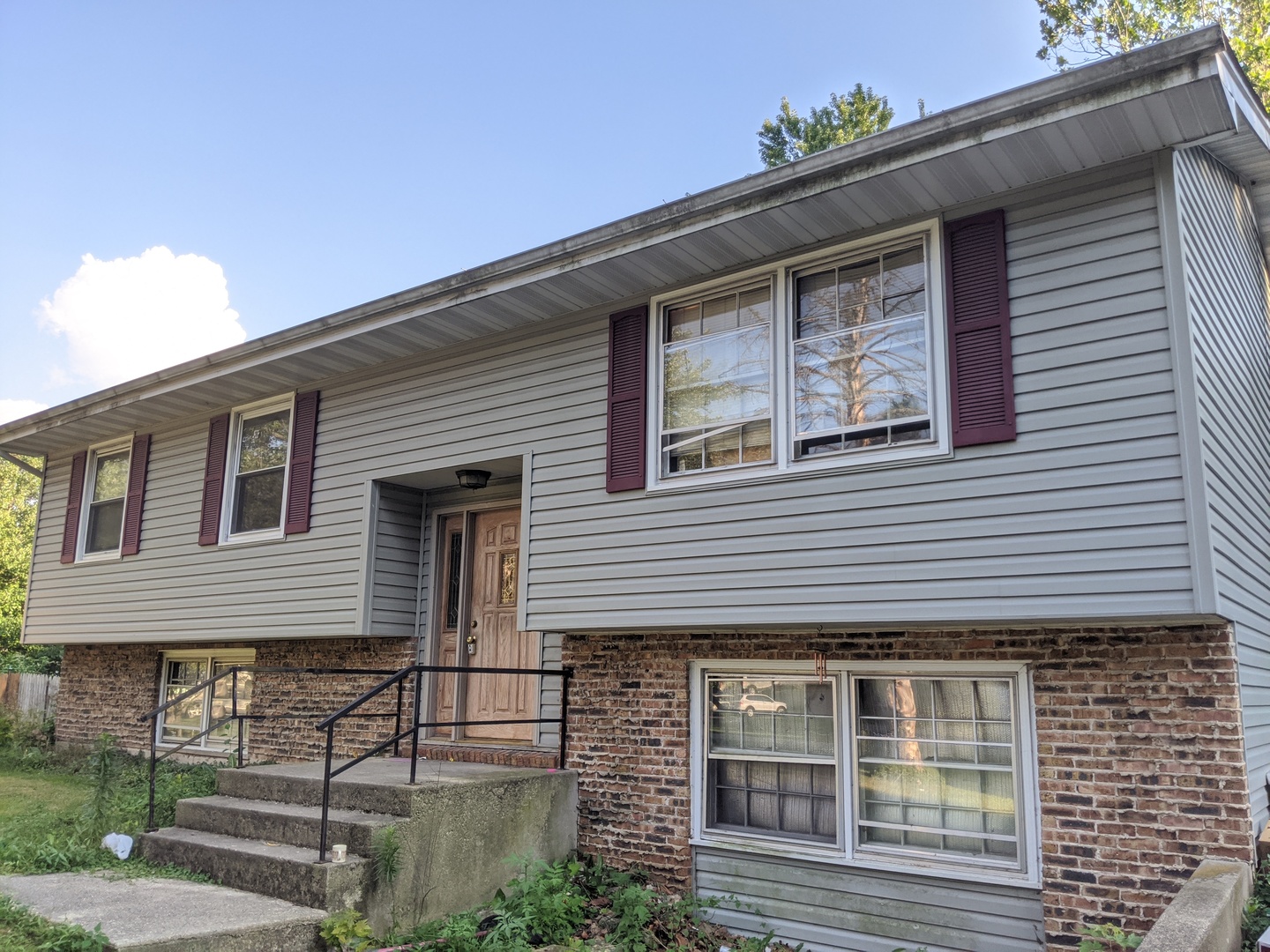 356 Thoria Road Batavia, IL 60510 - Photo 2 of 5