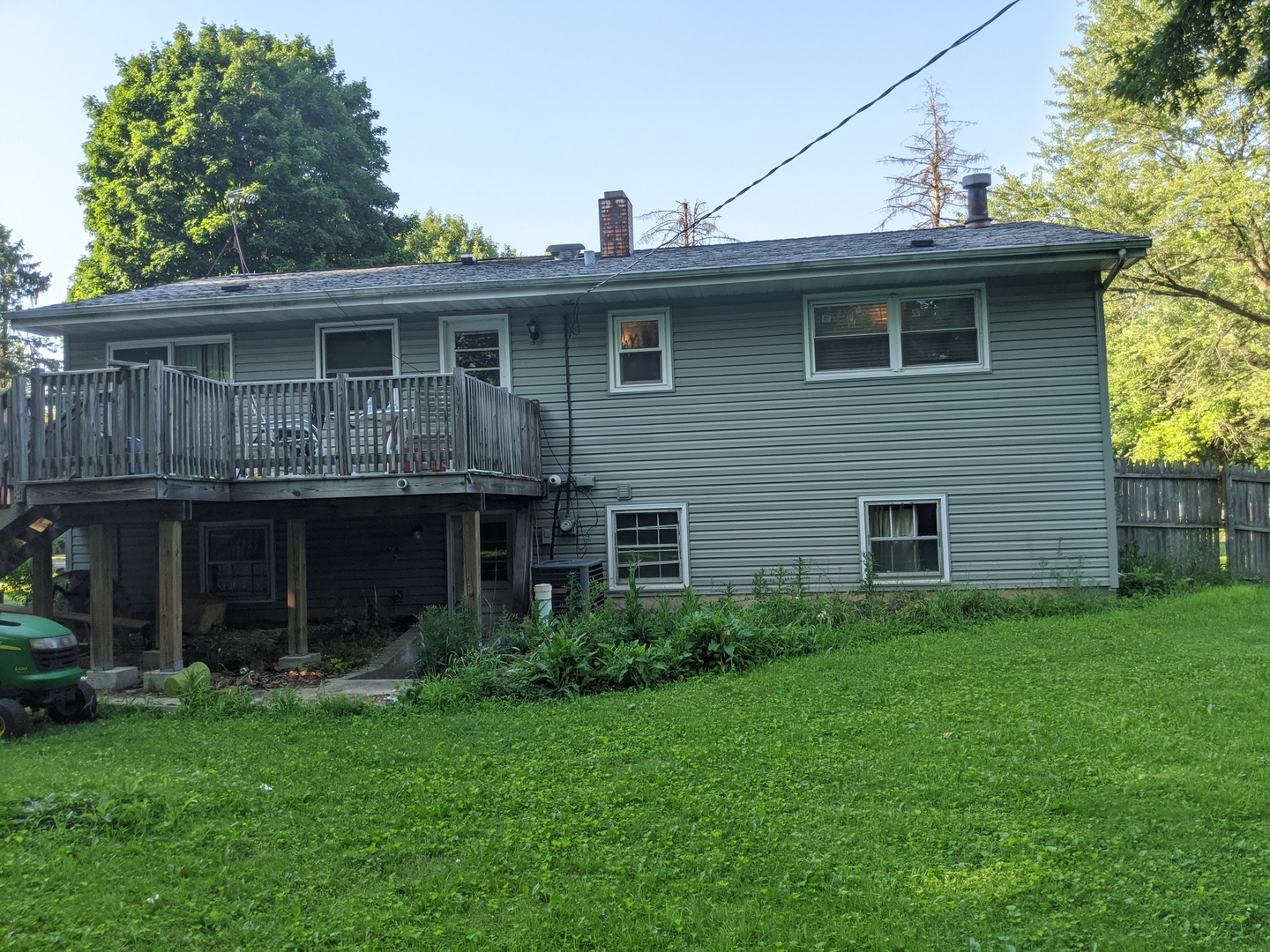 356 Thoria Road Batavia, IL 60510 - Photo 3 of 5