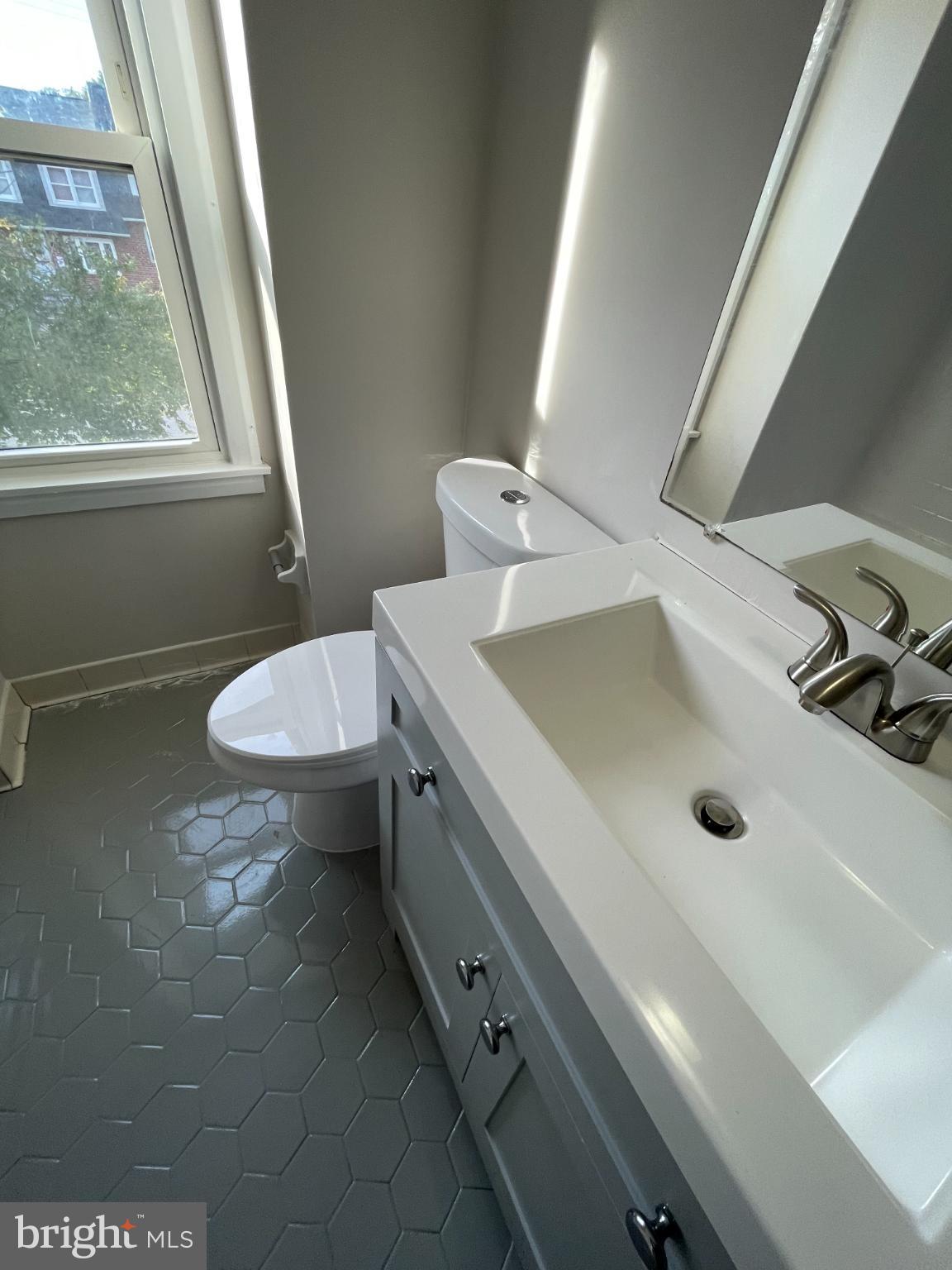 5727 Utrecht Road Baltimore, MD 21206 - Photo 8 of 20