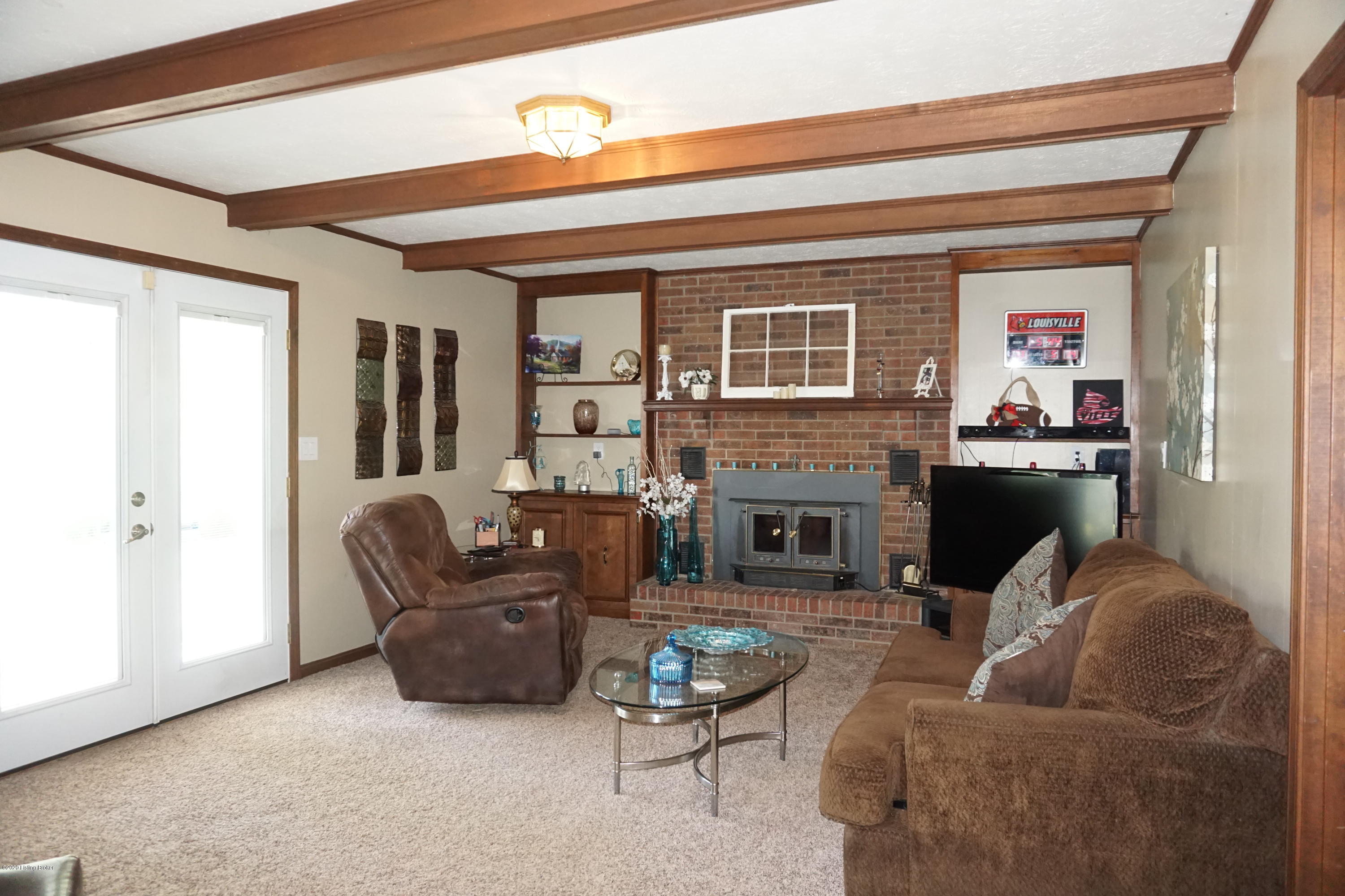 1284 Pendleton Road Louisville, KY 40272 - Photo 3 of 23 DSC02352