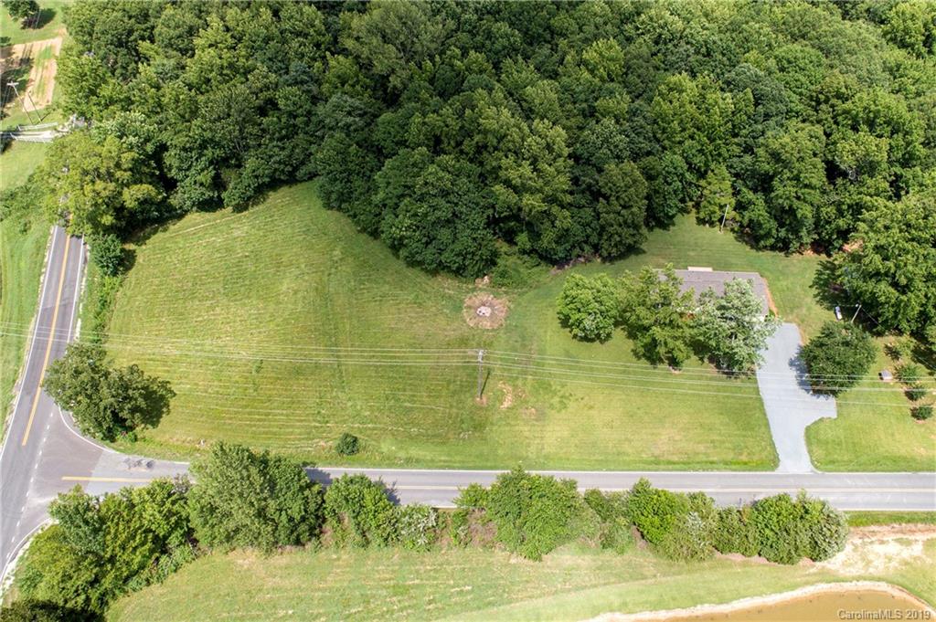 4207 Potter Road Monroe, NC 28112 - Photo 4 of 32 Gallery Image 4