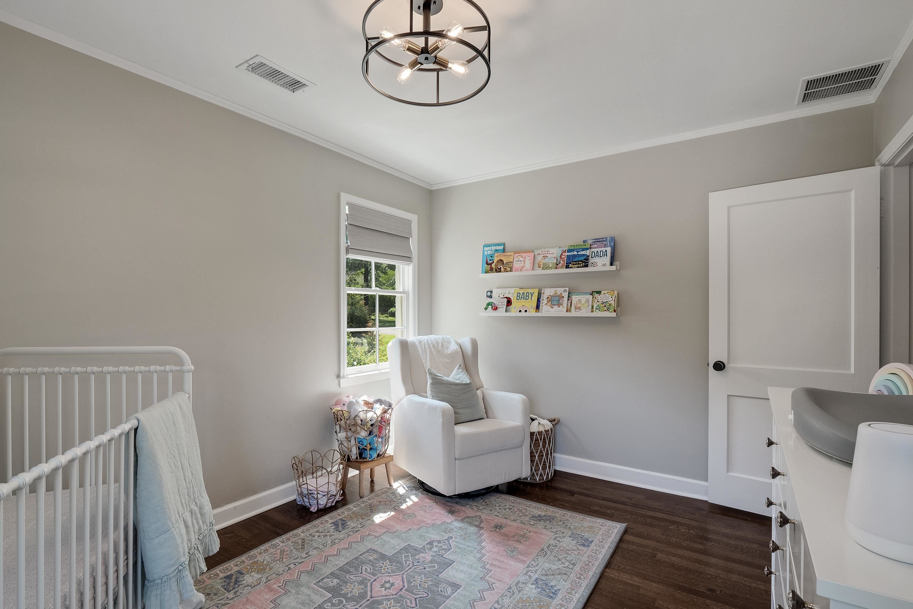 4800 Barfield Road Memphis, TN 38117 - Photo 13 of 25 a living room with furniture and a window