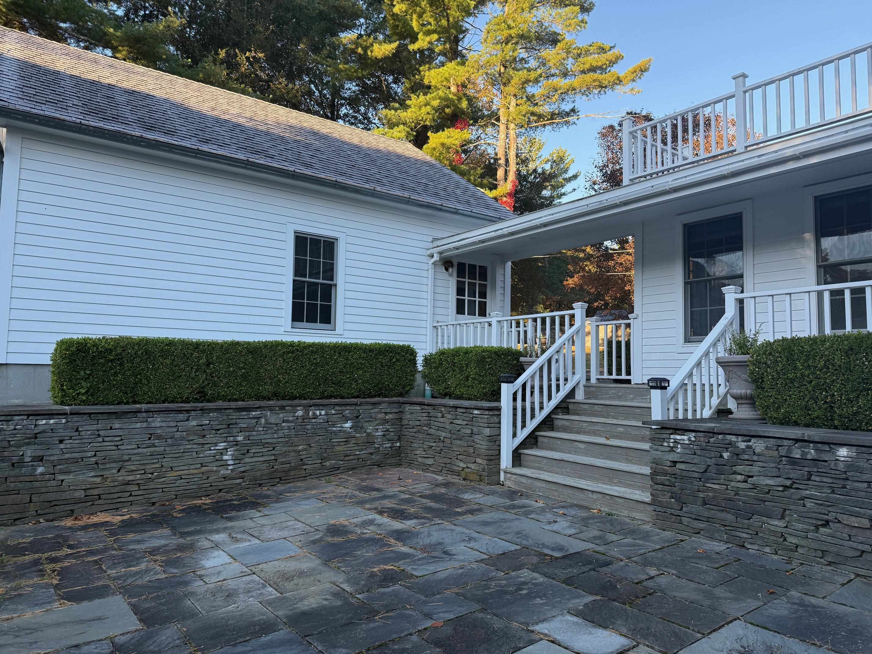 134 Monument Avenue Bennington, VT 05201 - Photo 35 of 39