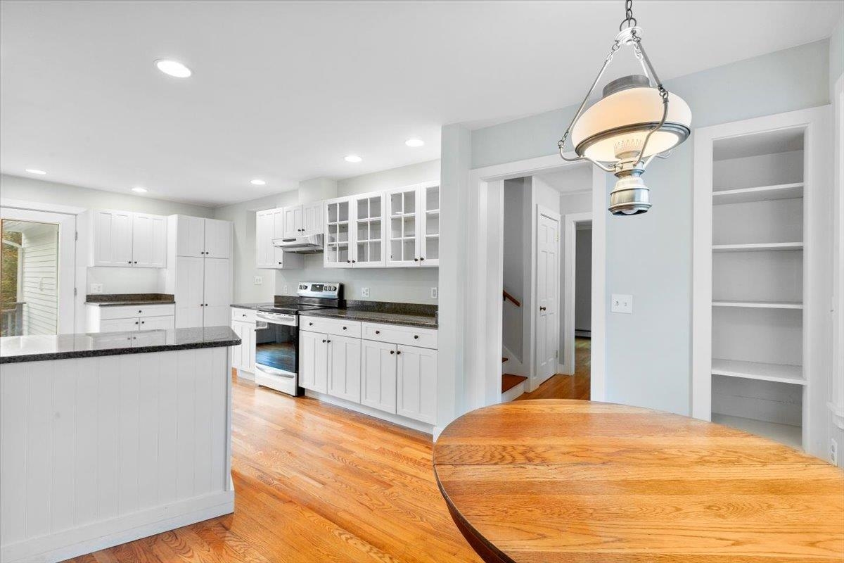 134 Monument Avenue Bennington, VT 05201 - Photo 10 of 39