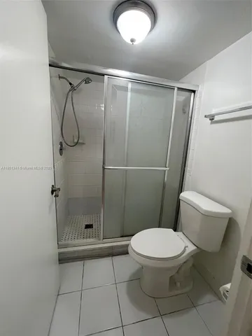 $1,950 | 5595 Courtyard Drive, Unit 5595, Margate, FL 33063