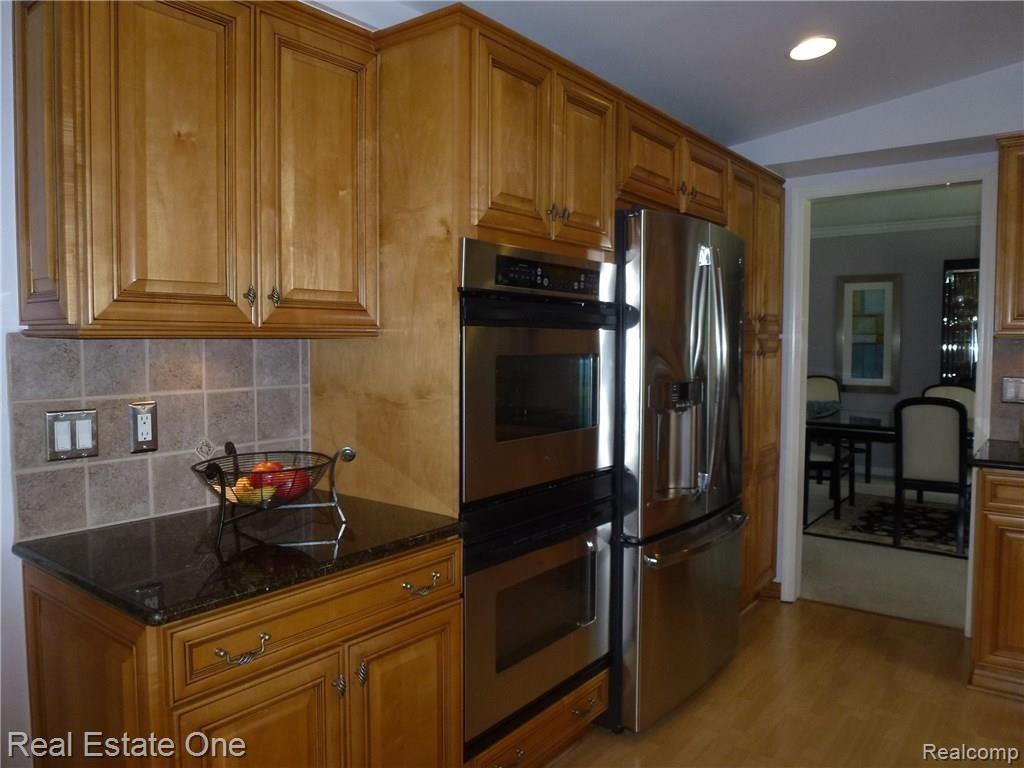3536 Holiday Court Rochester Hills, MI 48306 - Photo 27 of 63
