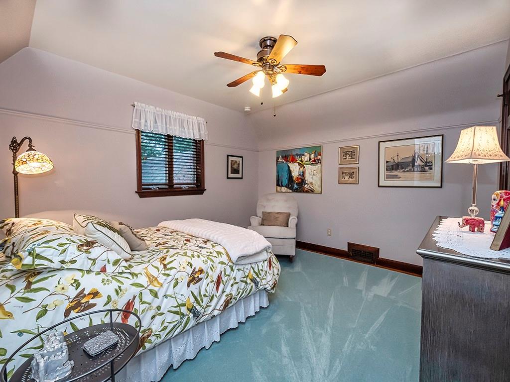 99 Markham Drive Pittsburgh, PA 15228 - Photo 11 of 16