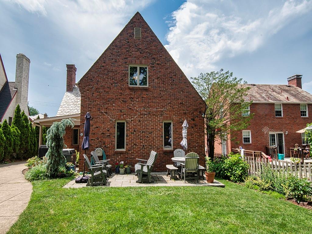 99 Markham Drive Pittsburgh, PA 15228 - Photo 15 of 16