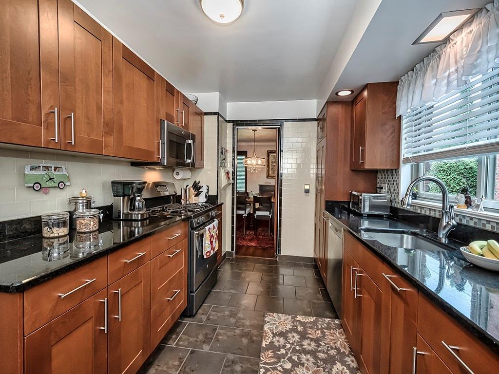 99 Markham Drive Pittsburgh, PA 15228 - Photo 7 of 16