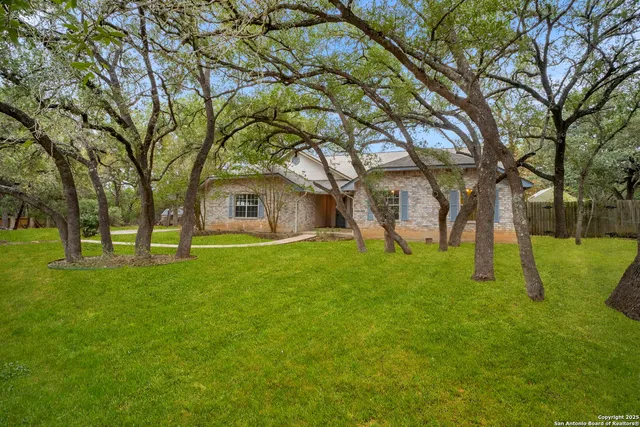 $600,000 | 8902 Enchanted Park, Boerne, TX 78015