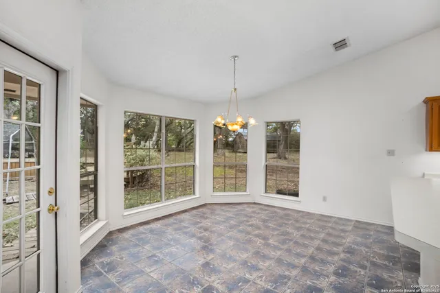 $600,000 | 8902 Enchanted Park, Boerne, TX 78015