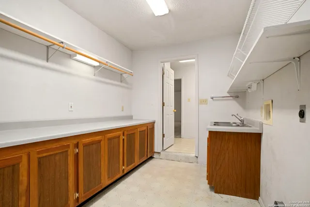 $600,000 | 8902 Enchanted Park, Boerne, TX 78015