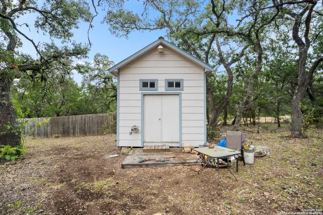 $600,000 | 8902 Enchanted Park, Boerne, TX 78015