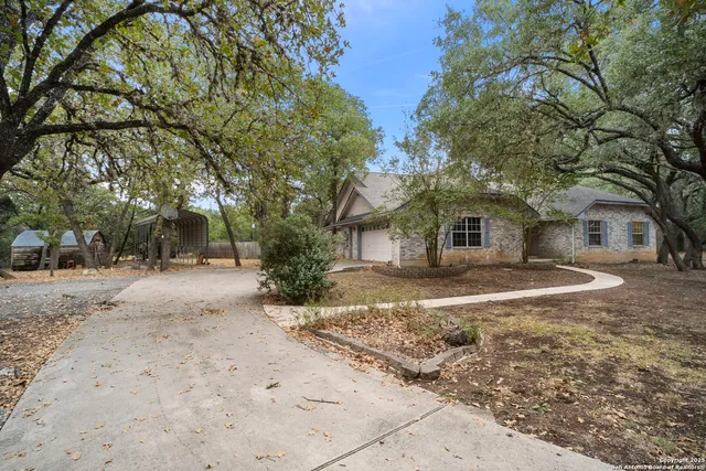 $600,000 | 8902 Enchanted Park, Boerne, TX 78015