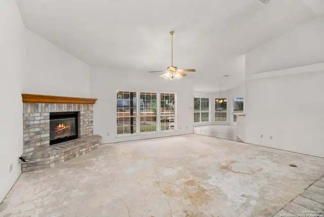 $600,000 | 8902 Enchanted Park, Boerne, TX 78015