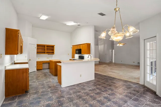 $600,000 | 8902 Enchanted Park, Boerne, TX 78015