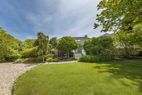 $4,195,000 | 6 Lakeside Court, Montauk, NY 11954