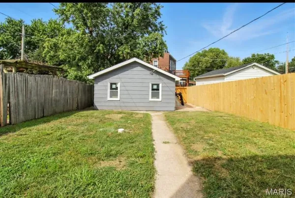 $249,900 | 6451 South Kingshighway Boulevard, St. Louis, MO 63109