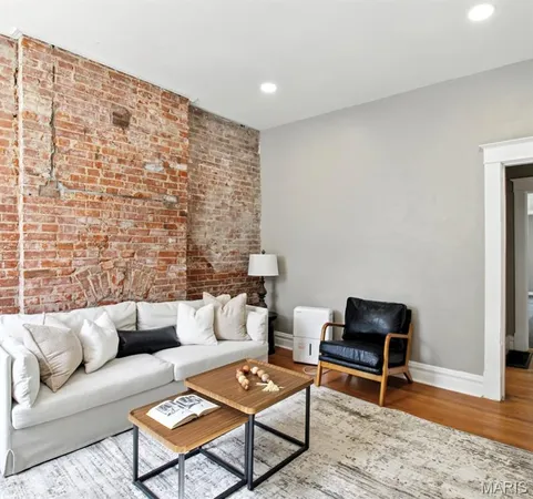 $239,900 | 6451 South Kingshighway Boulevard, St. Louis, MO 63109