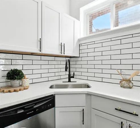 $239,900 | 6451 South Kingshighway Boulevard, St. Louis, MO 63109