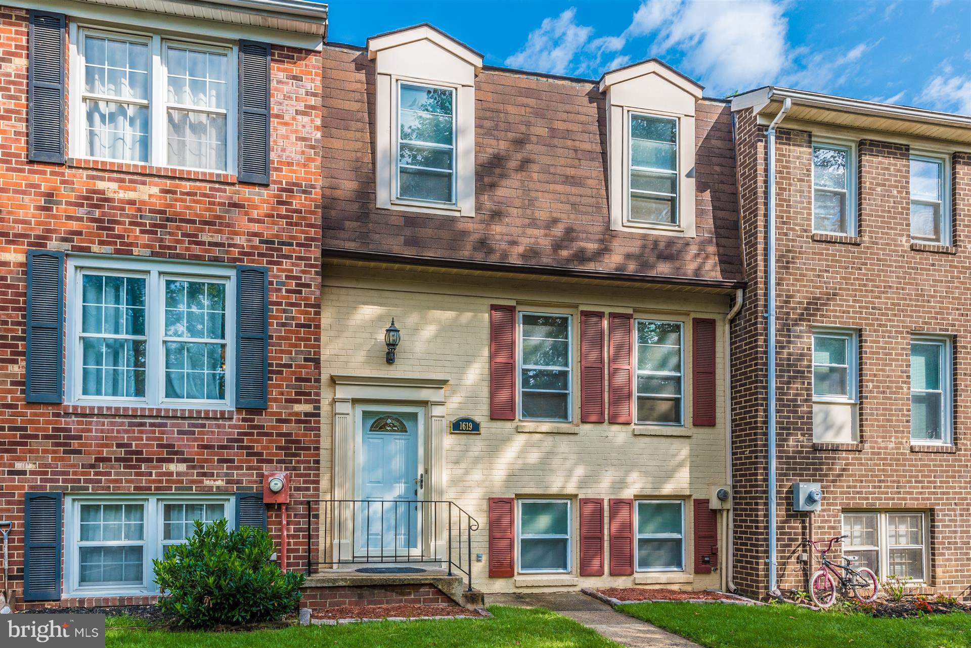 1619 Colonial Way Frederick, MD 21702 - Photo 1 of 28 Exterior (Front)